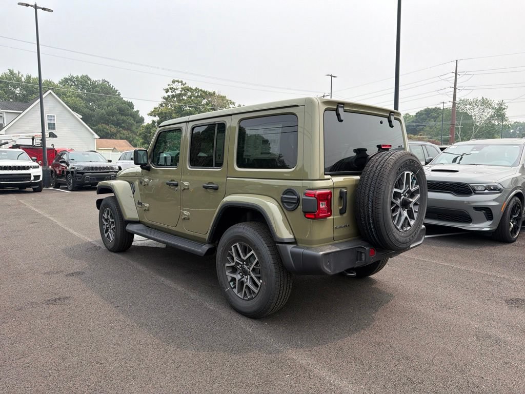 New 2026 Jeep Wrangler Unlimited Sahara AWD/4WD image 7