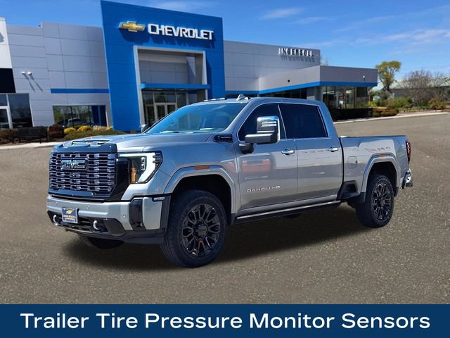 Used 2025 GMC Sierra 2500 Denali Ultimate w/ Snow Plow Prep/Camper Package AWD/4WD image 34
