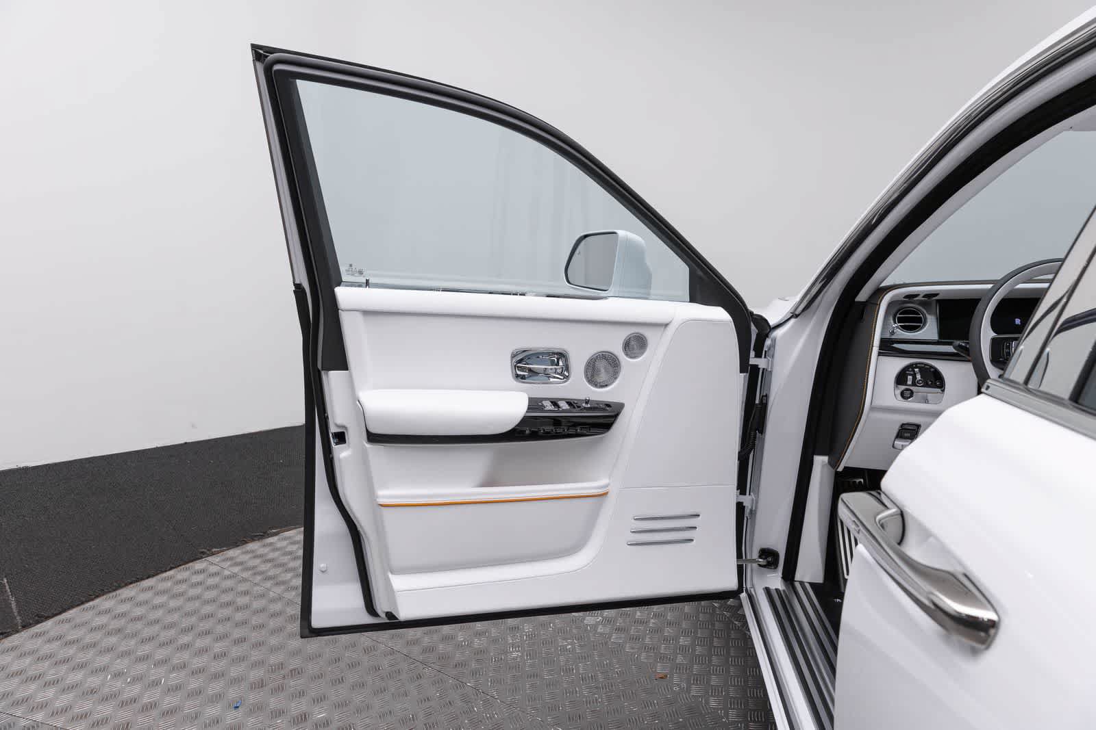 New 2027 Rolls-Royce Phantom Sedan RWD image 26