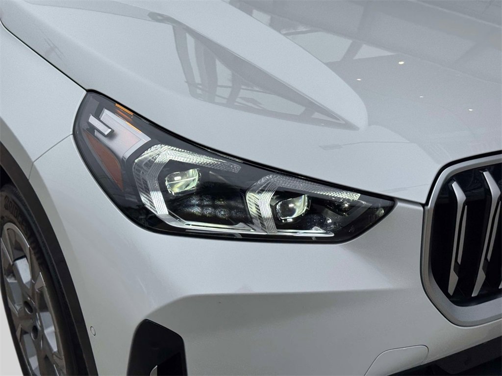 Certified 2025 BMW X1 xDrive28i image 7