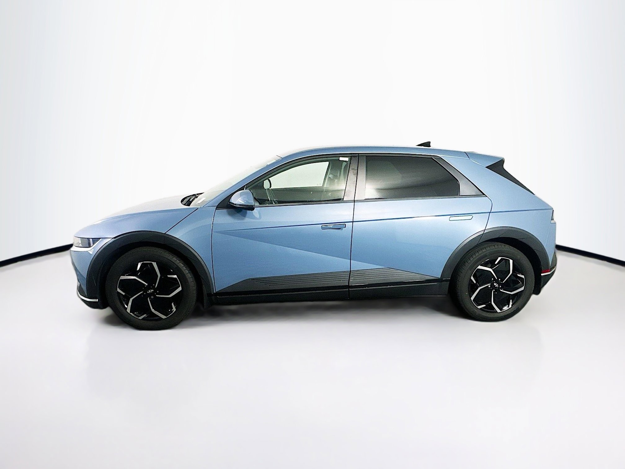Used 2024 Hyundai Ioniq 5 SEL RWD image 4