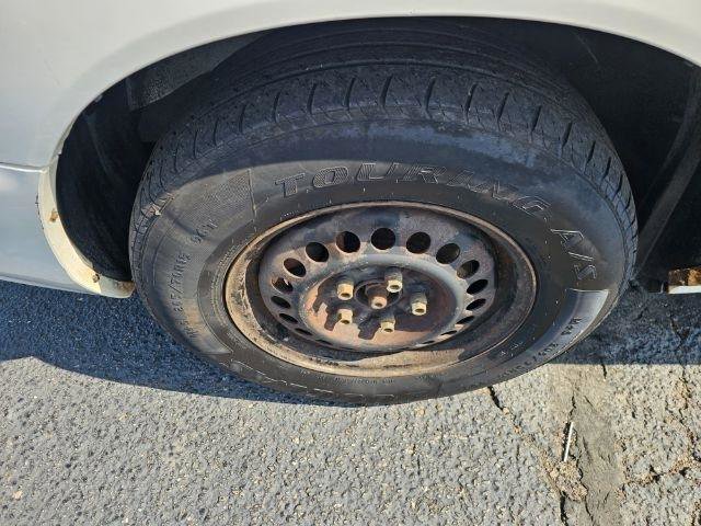 Used 2001 Buick Century Custom w/ Premium Pkg image 33