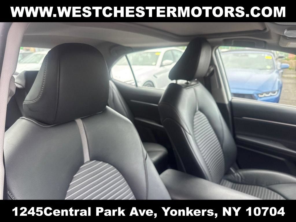 Used 2024 Toyota Camry SE w/ Convenience Package FWD image 17