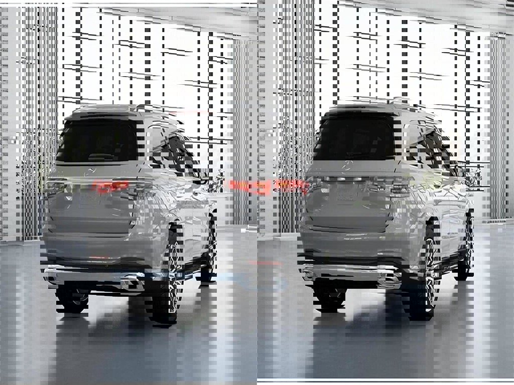 New 2026 Mercedes-Benz GLS 580 4MATIC image 23