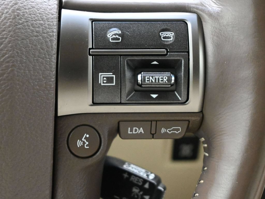 Used 2019 Lexus GX 460 Luxury AWD/4WD image 9