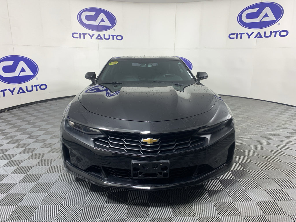 Used 2019 Chevrolet Camaro LT RWD image 9