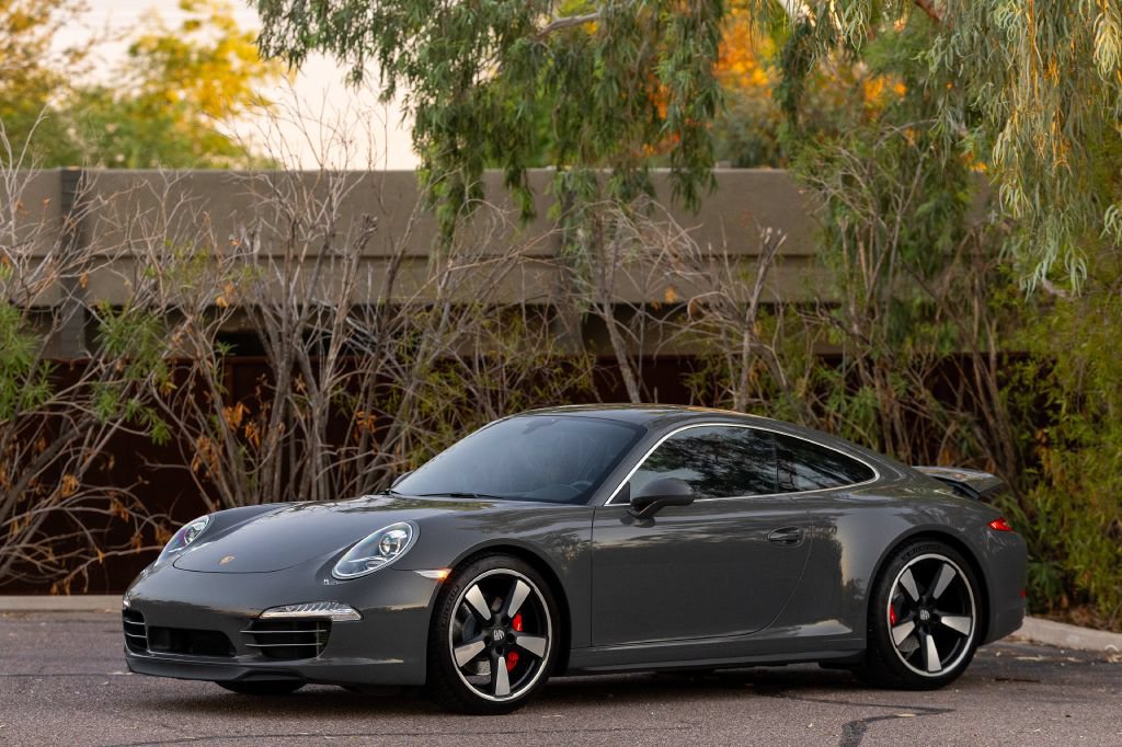 Used 2014 Porsche 911 50th Anniversary Edition RWD image 5