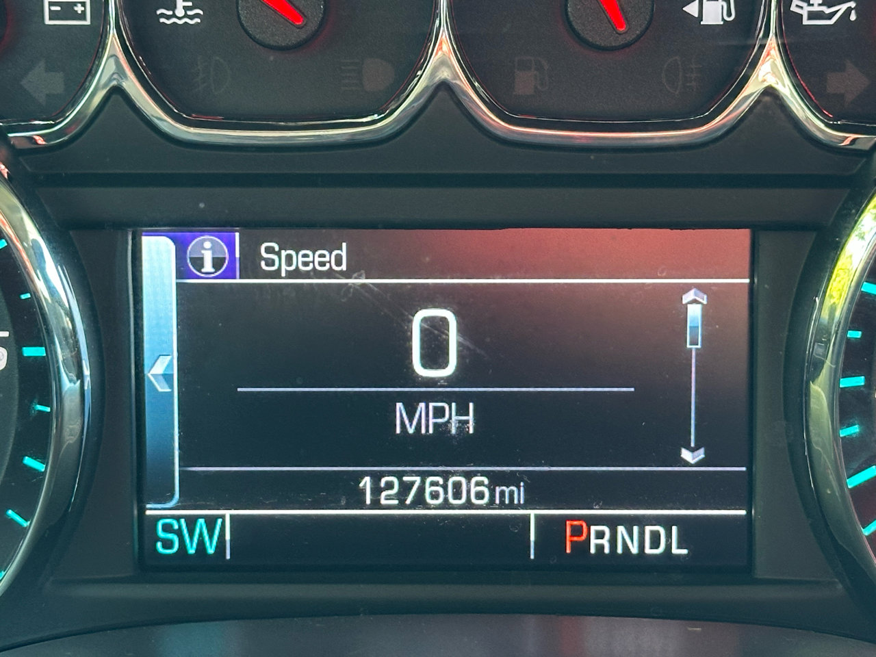 Used 2018 Chevrolet Silverado 1500 LT w/ All Star Edition image 18