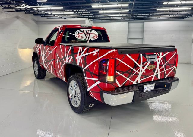 Used 2007 Chevrolet Silverado 1500 LT w/ 1LT Convenience Package AWD/4WD image 3