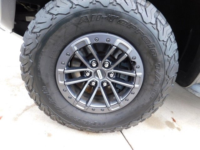 Used 2020 Ford F150 Raptor w/ Equipment Group 802A Luxury image 11