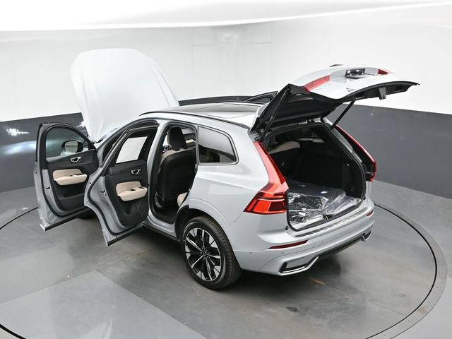 New 2026 Volvo XC60 T8 Plus w/ Protection Package Premier AWD/4WD image 52