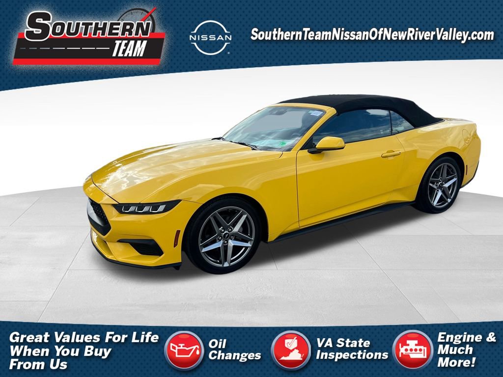 Used 2024 Ford Mustang Convertible