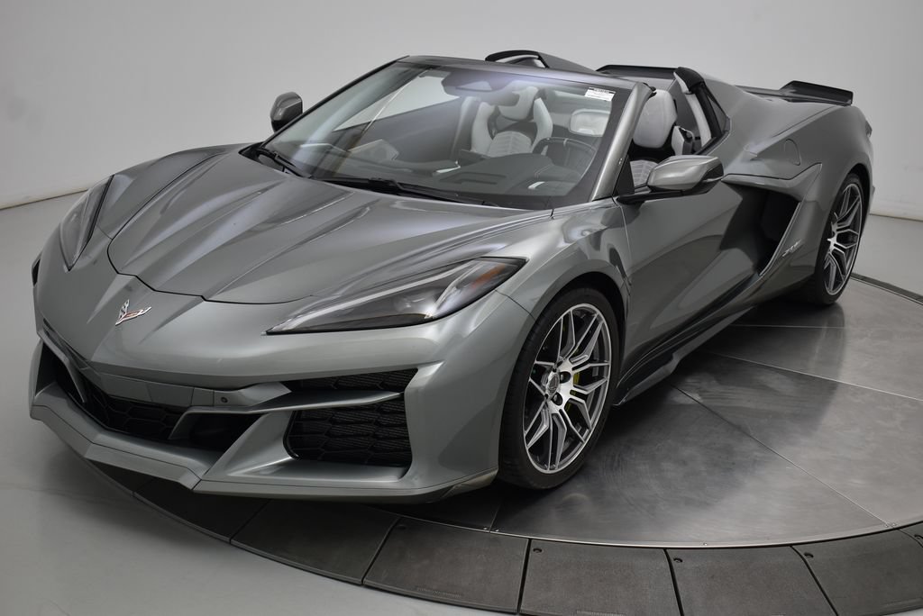 Used 2024 Chevrolet Corvette Z06 RWD image 41
