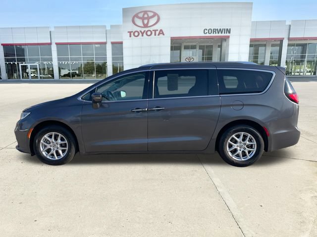 Used 2021 Chrysler Pacifica Touring-L FWD video 2