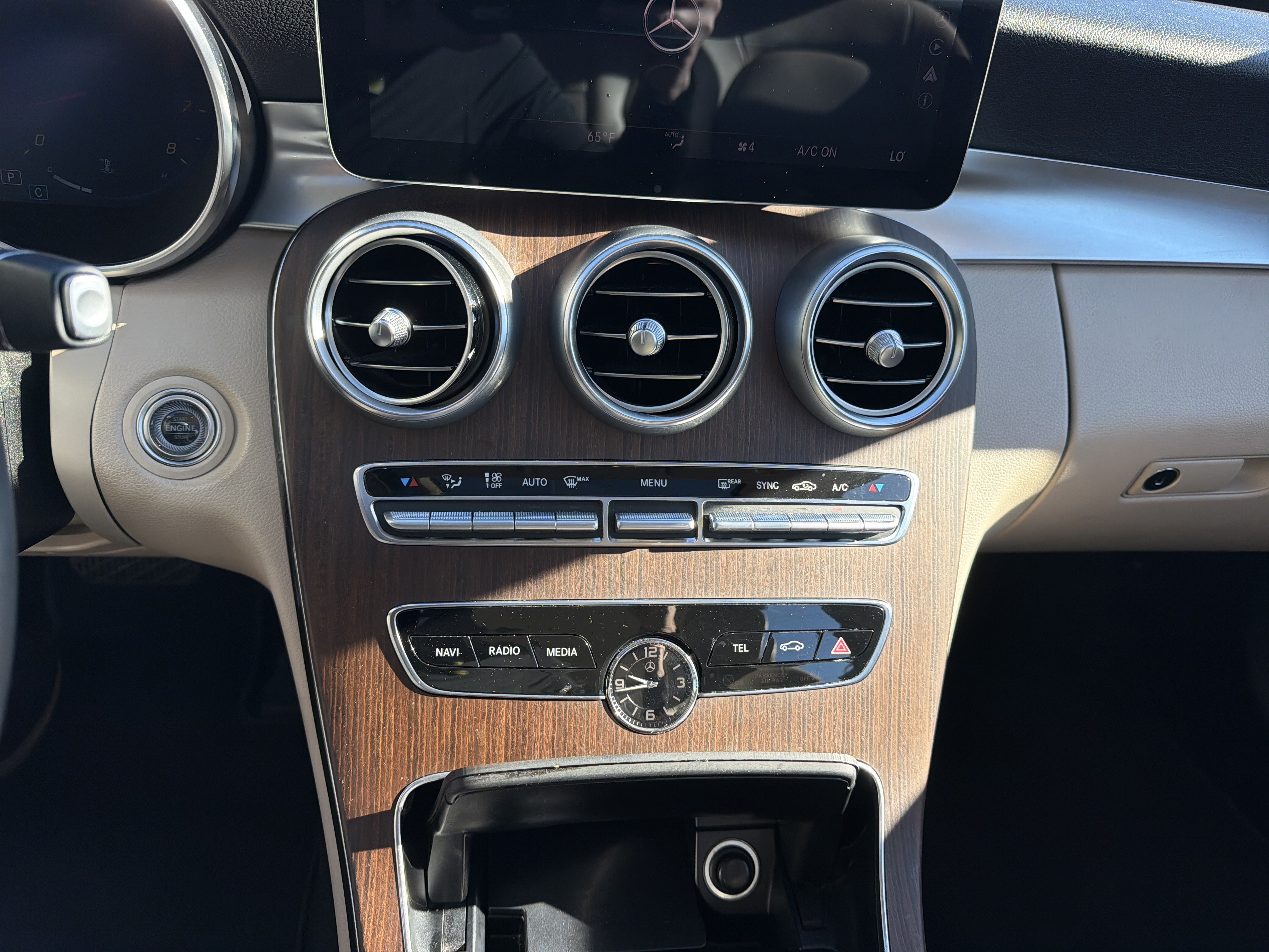 Used 2021 Mercedes-Benz C 300 4MATIC Sedan image 24
