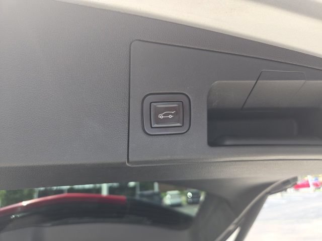 Used 2019 Cadillac XT5 Luxury FWD image 18