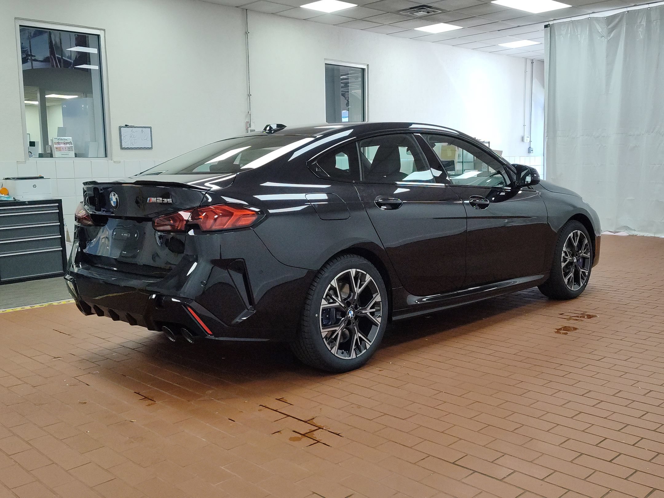 Used 2026 BMW M235i xDrive w/ Technology Package AWD/4WD image 8