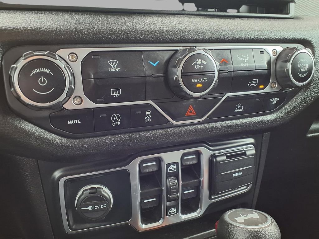 Certified 2024 Jeep Wrangler Sport S image 10