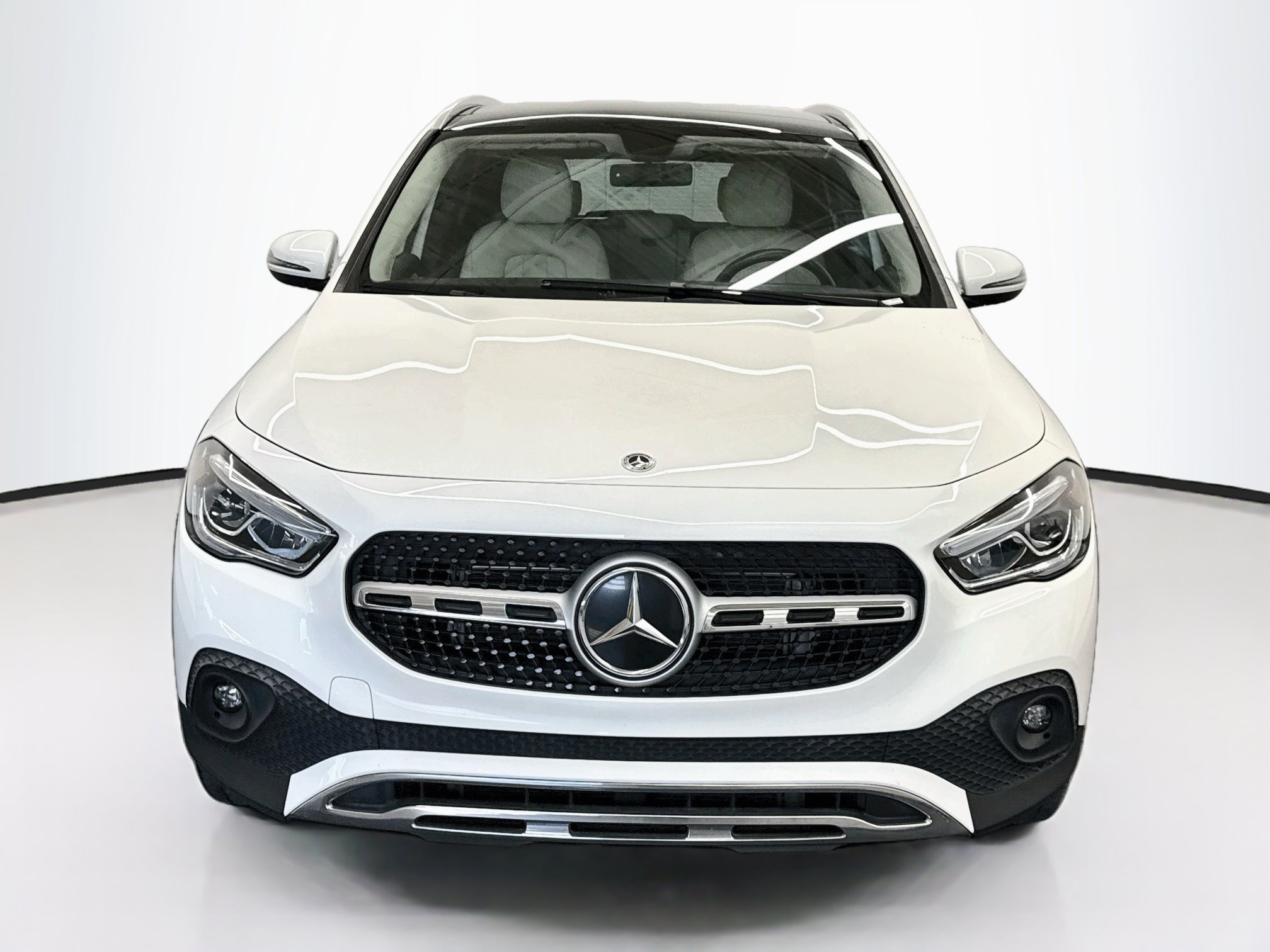 Used 2023 Mercedes-Benz GLA 250 w/ Premium Package image 2