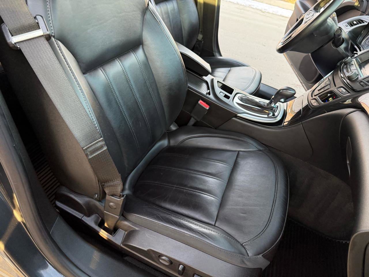 Used 2015 Buick Regal Premium image 23
