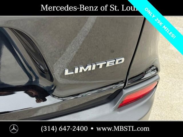 Used 2022 Jeep Cherokee Limited image 10