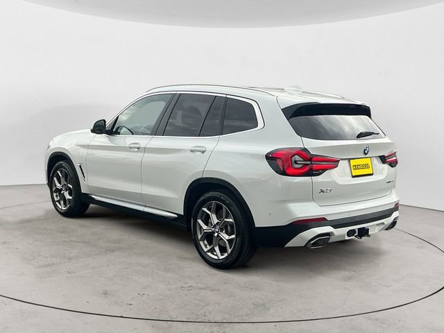 Used 2023 BMW X3 xDrive30i w/ Premium Package w/ZPA AWD/4WD image 3