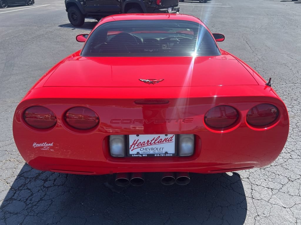 Used 2004 Chevrolet Corvette Z06 w/ Memory Package RWD image 10