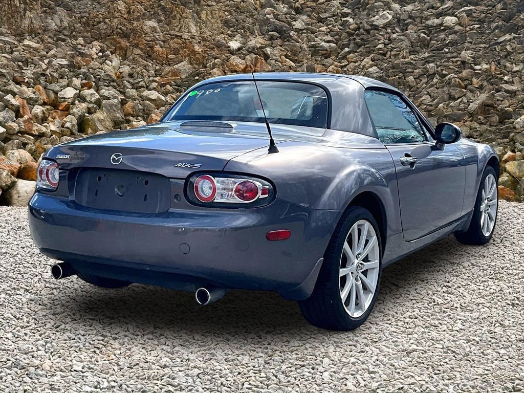 Used 2008 MAZDA MX-5 Miata Grand Touring w/ Interior Trim Pkg image 2