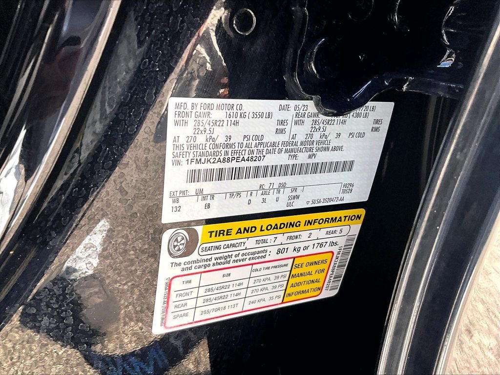 Used 2023 Ford Expedition Max Limited image 19