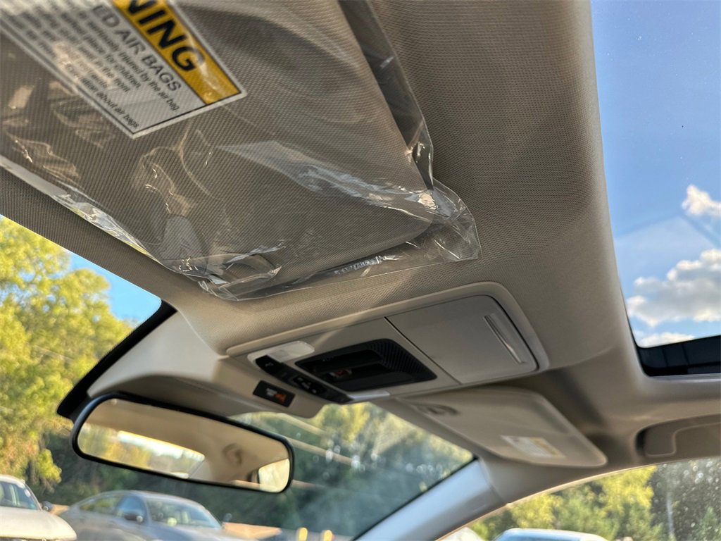 New 2025 Honda Accord SE image 30