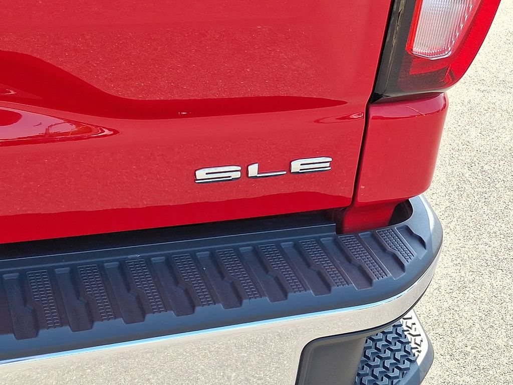 Used 2020 GMC Sierra 1500 SLE w/ SLE Value Package AWD/4WD image 32