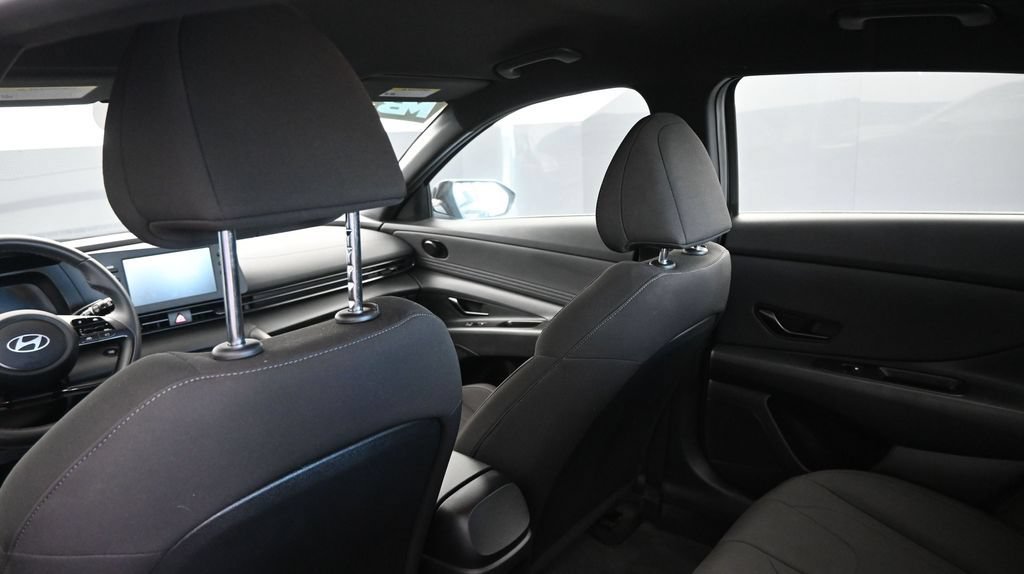 Certified 2025 Hyundai Elantra Sport FWD image 20