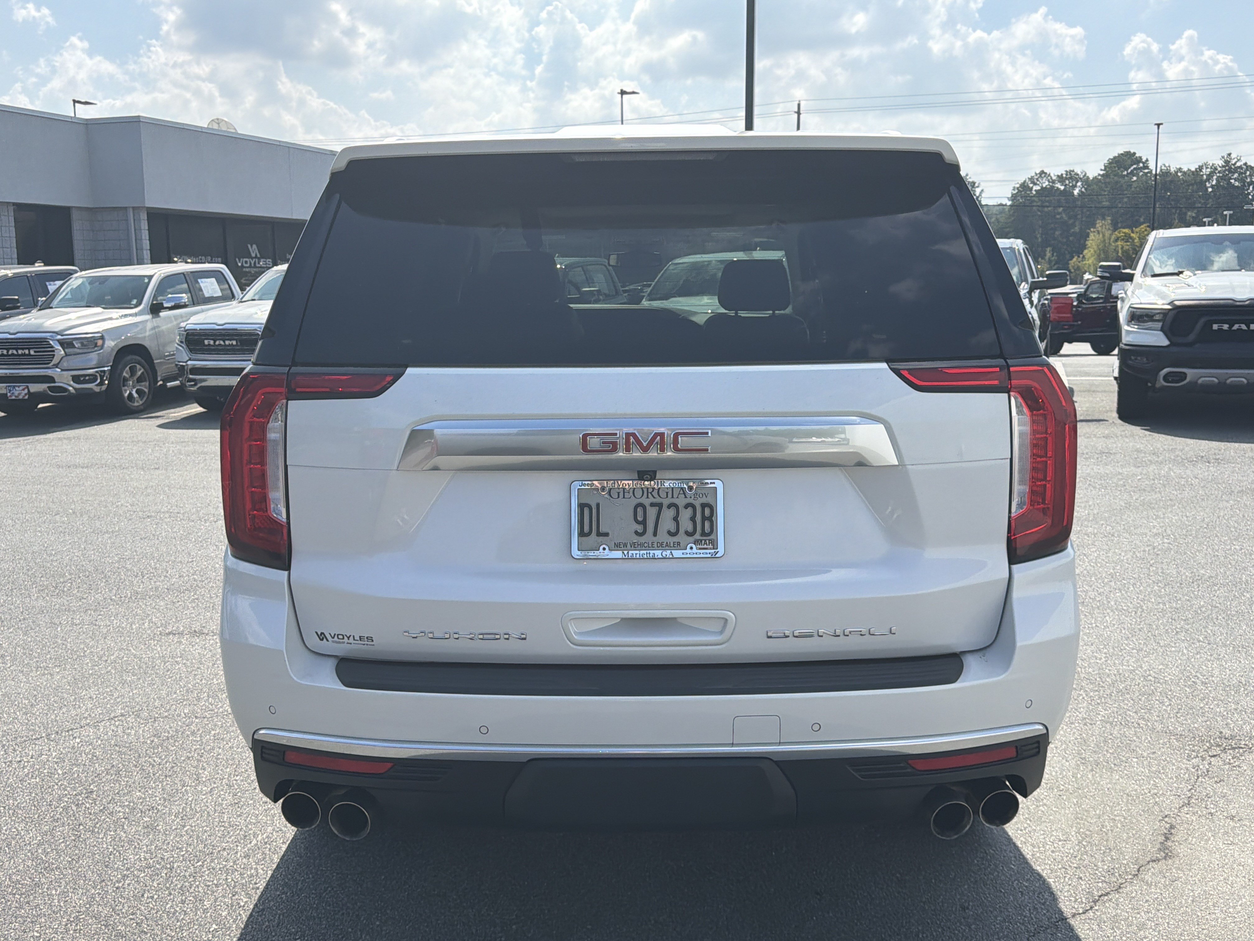 Used 2021 GMC Yukon Denali AWD/4WD image 7