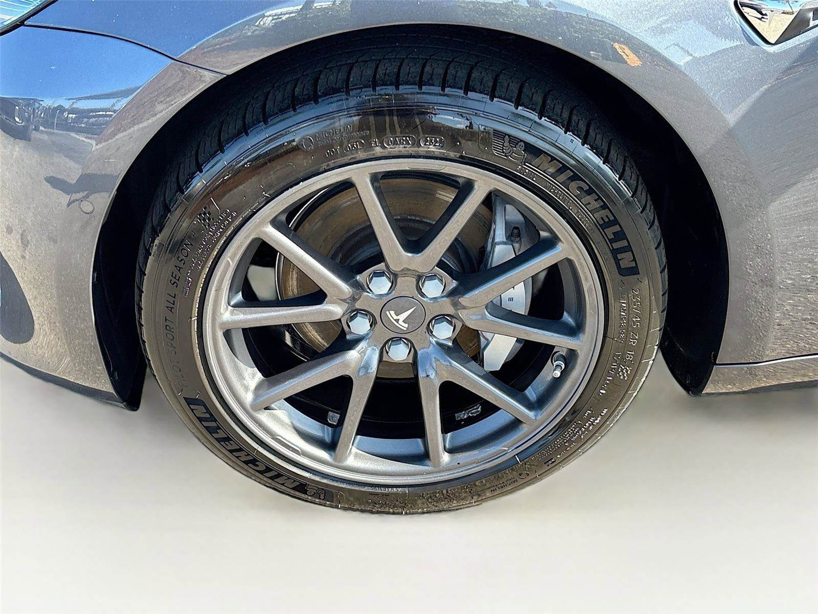 Used 2018 Tesla Model 3 Long Range RWD image 31