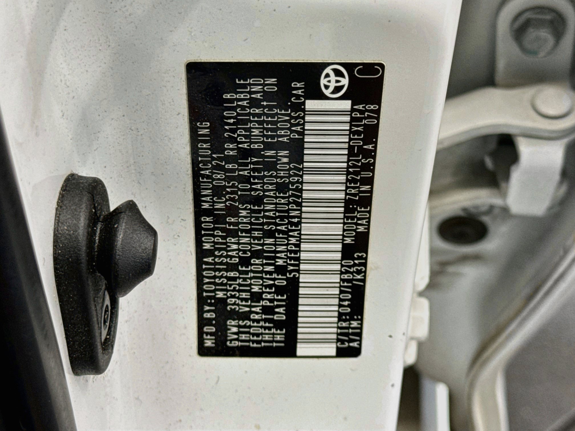Used 2022 Toyota Corolla LE FWD image 12