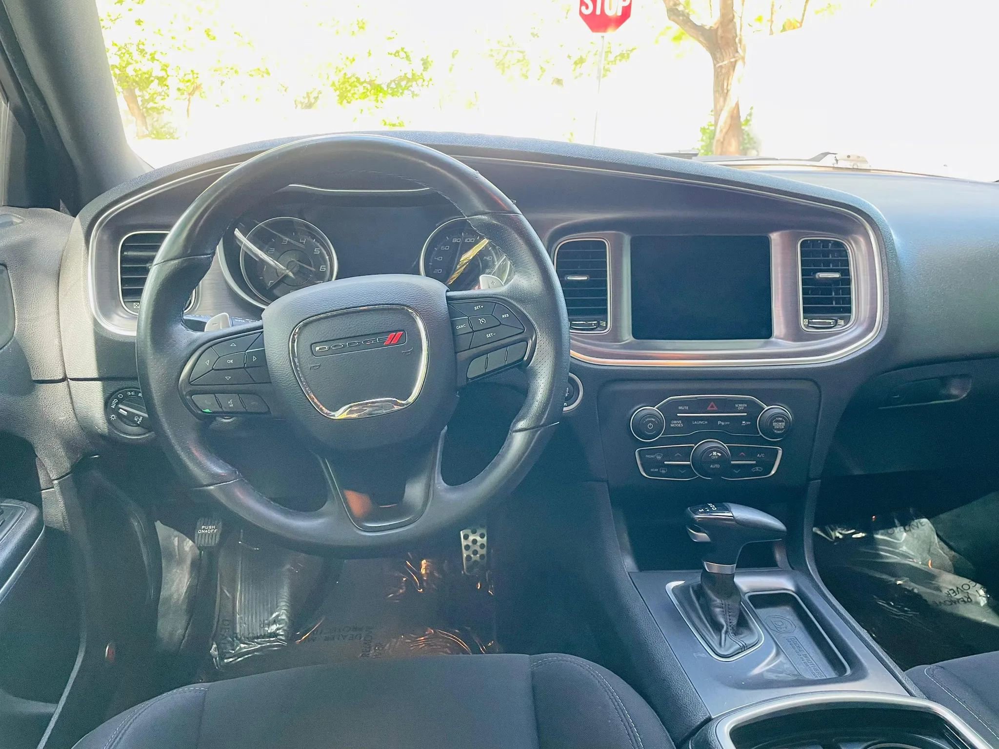 Used 2018 Dodge Charger R/T Scat Pack w/ Beats Audio Group RWD image 12
