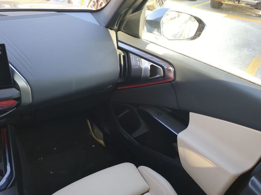 New 2026 BMW X3 xDrive30 w/ Premium Package image 17