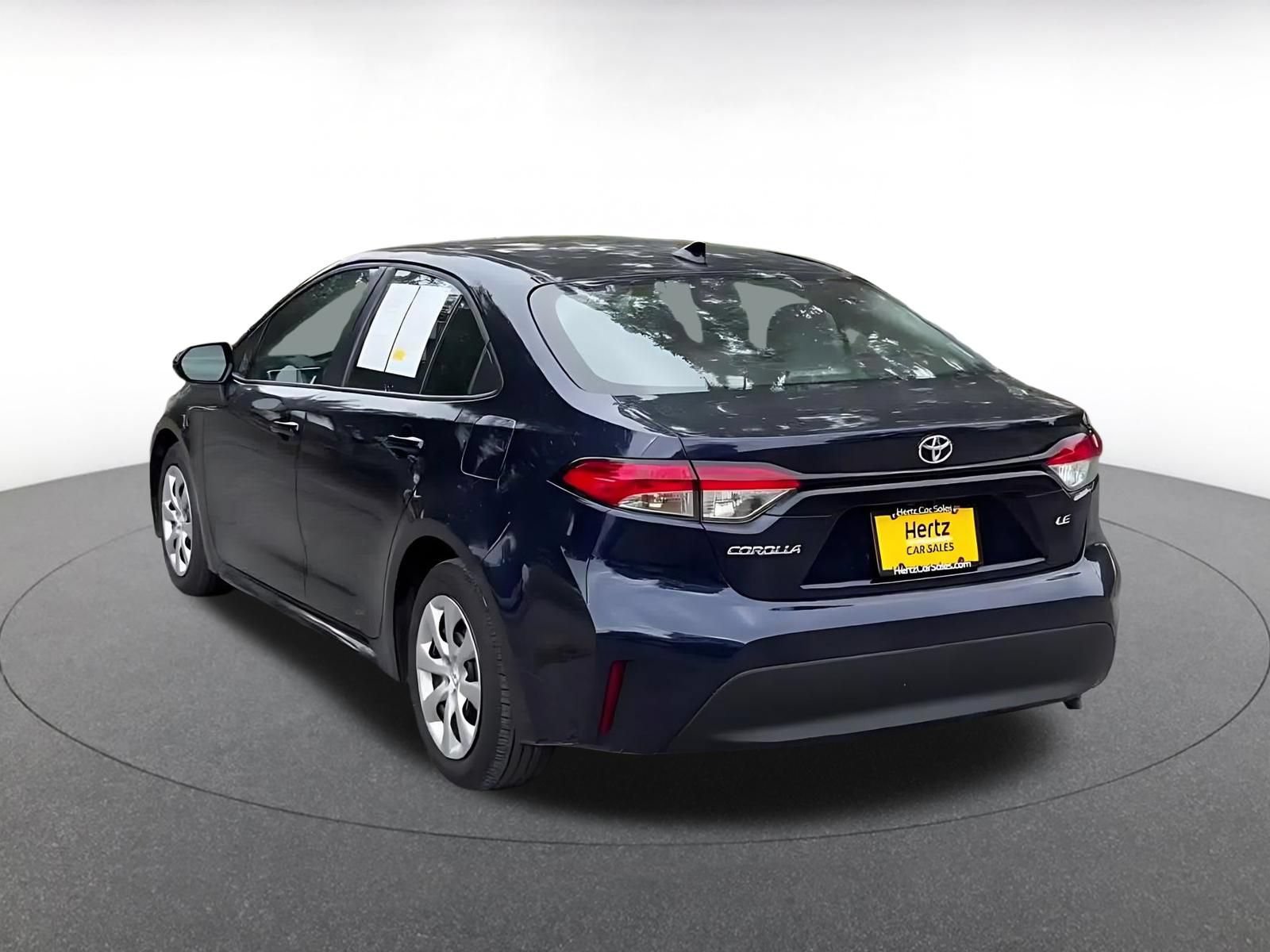 Used 2025 Toyota Corolla LE FWD image 10