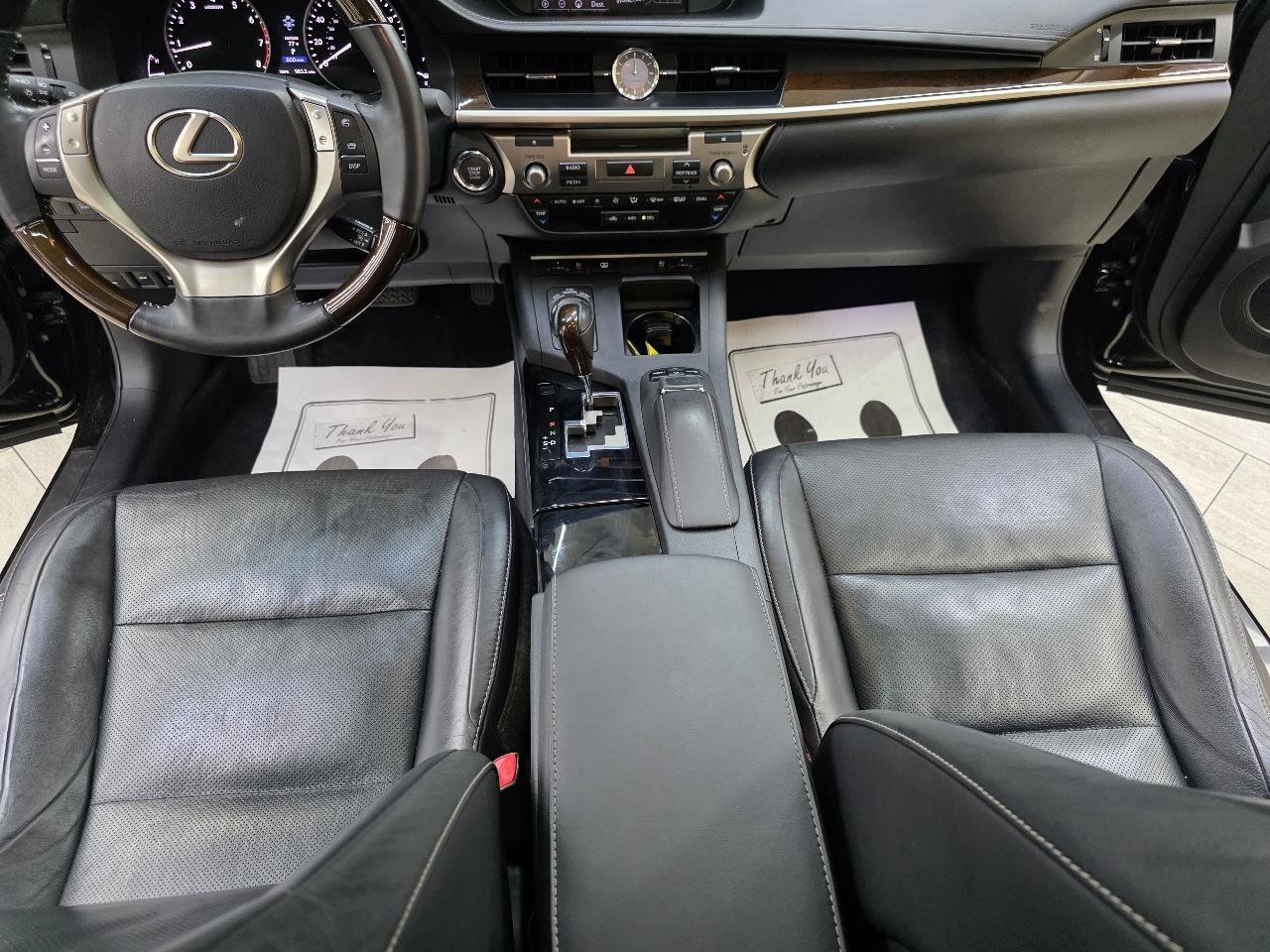 Used 2015 Lexus ES 350 w/ Luxury Package FWD image 28