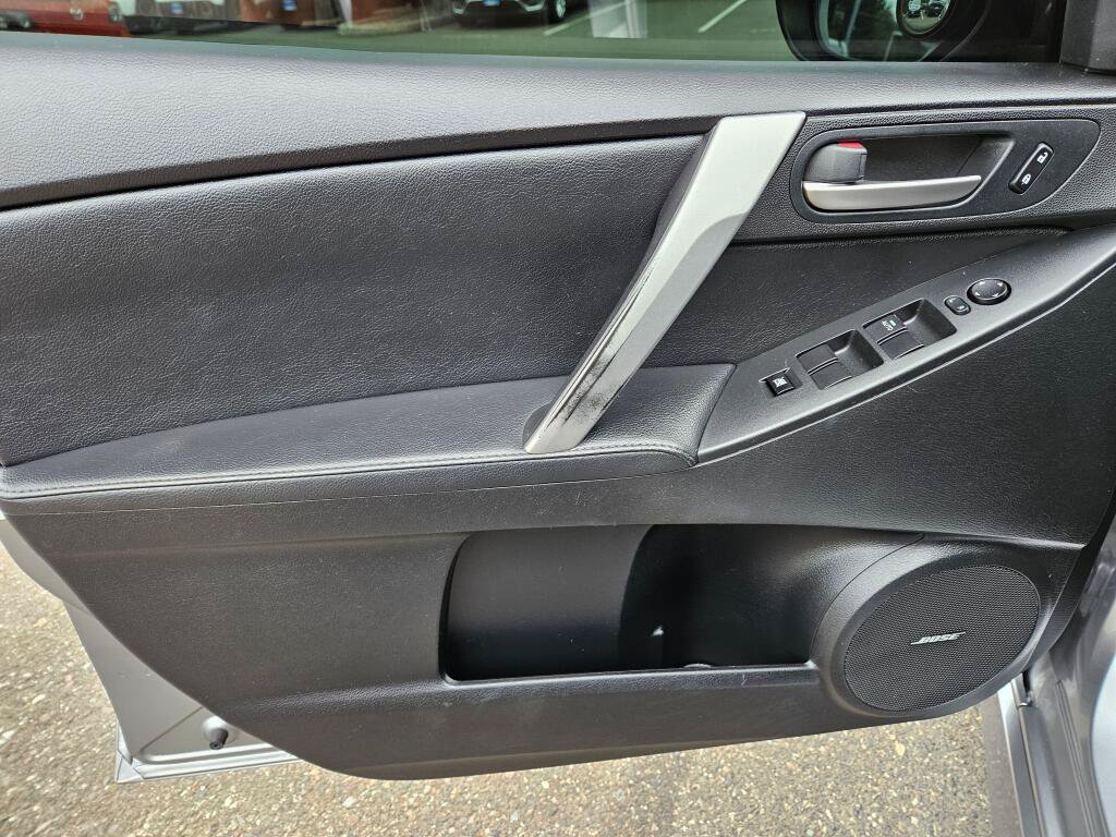 Used 2010 MAZDA MAZDA3 s Grand Touring FWD image 17