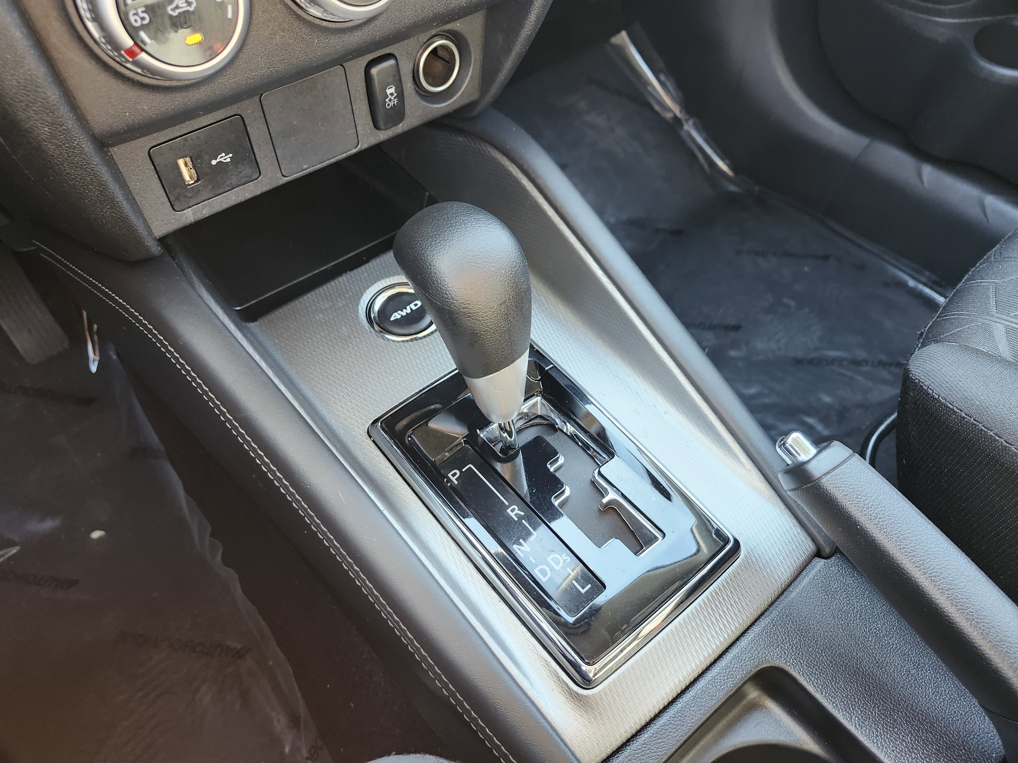 Used 2021 Mitsubishi Outlander Sport LE image 29