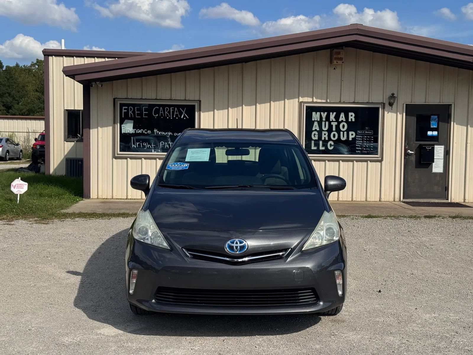 Used 2013 Toyota Prius V Three FWD image 6