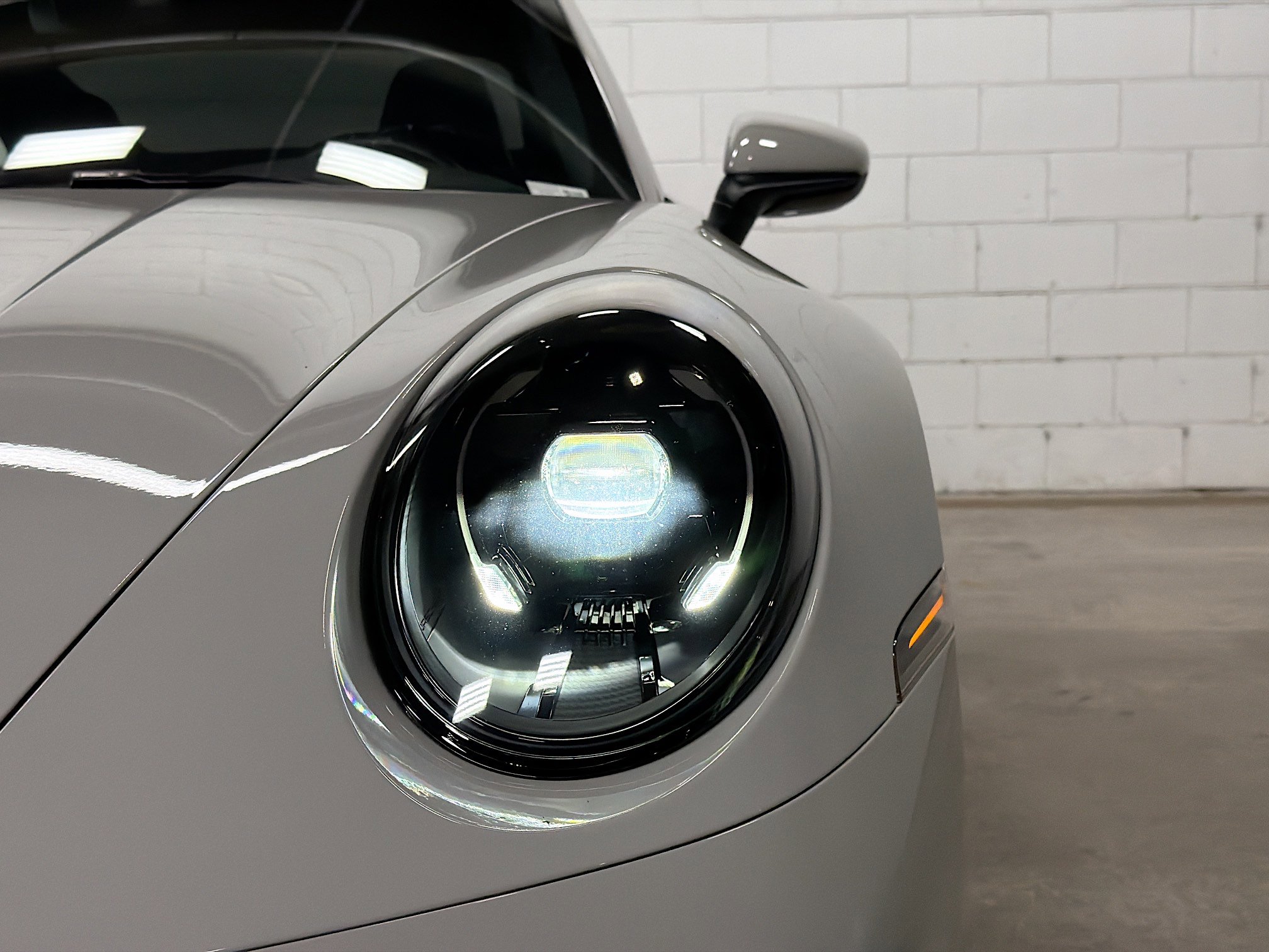 Certified 2025 Porsche 911 Carrera RWD image 10