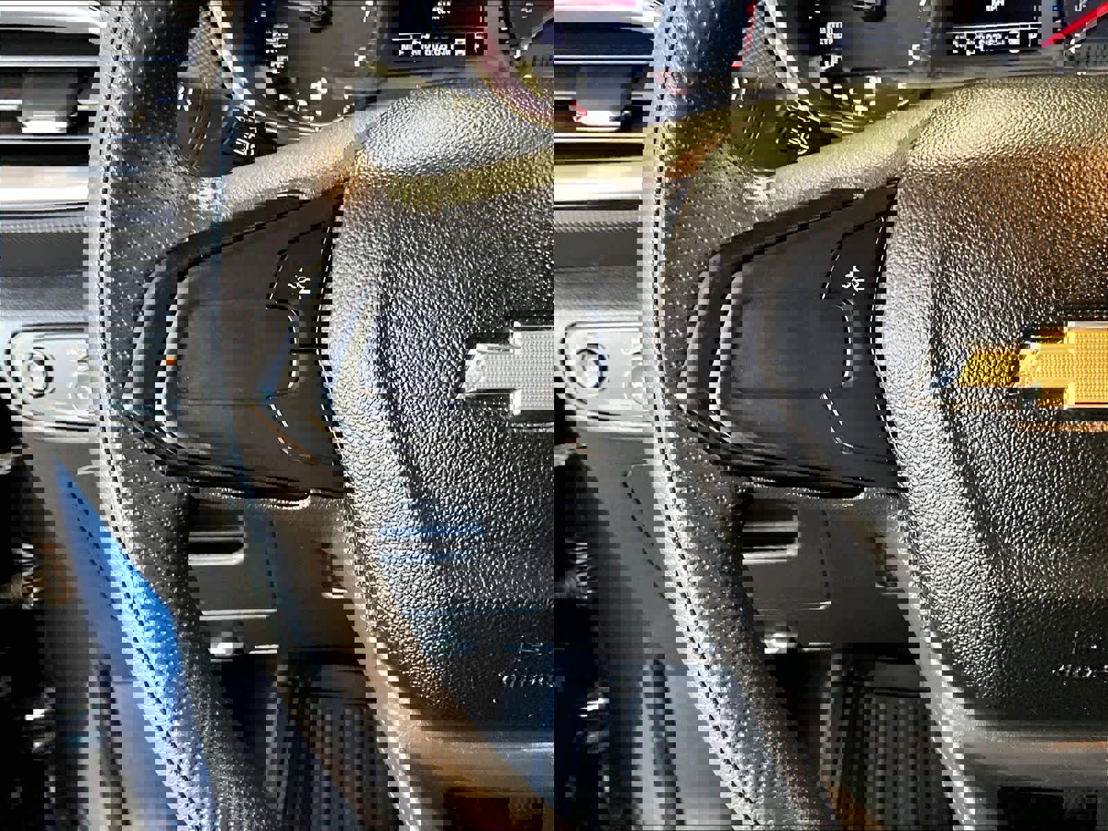 Used 2021 Chevrolet TrailBlazer LS image 24