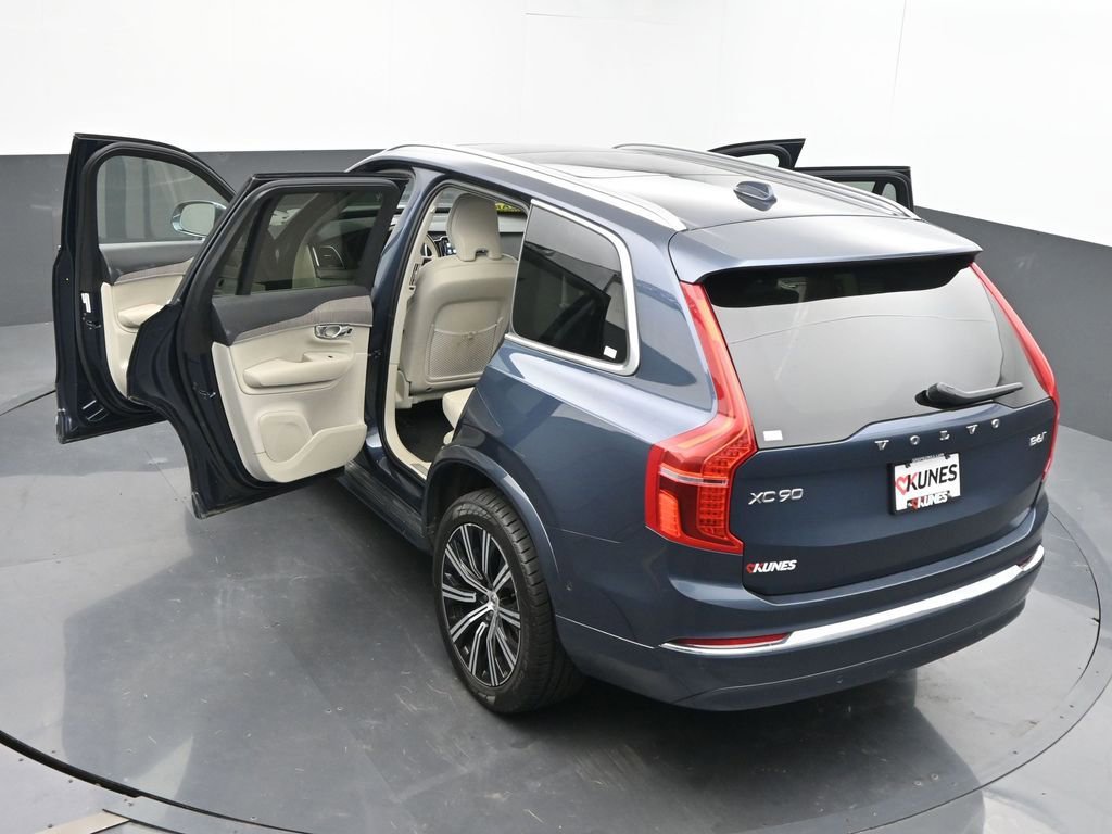 Used 2023 Volvo XC90 B6 Plus AWD/4WD image 64