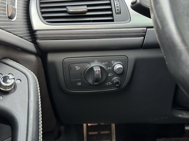 Used 2016 Audi S6 Prestige w/ Prestige Package image 38