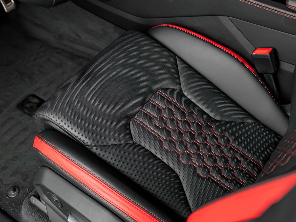 Used 2024 Lamborghini Urus S image 13