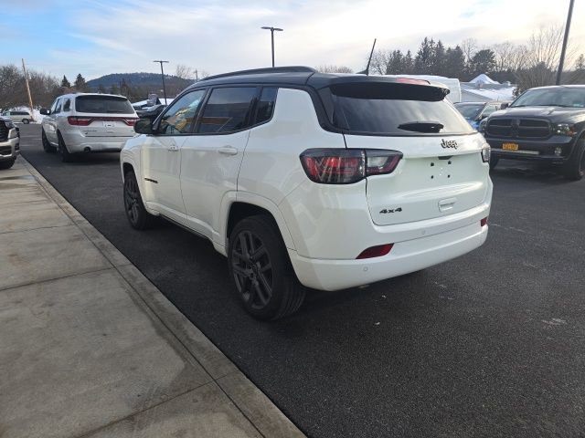 Certified 2025 Jeep Compass Limited w/ High Altitude Package AWD/4WD image 4