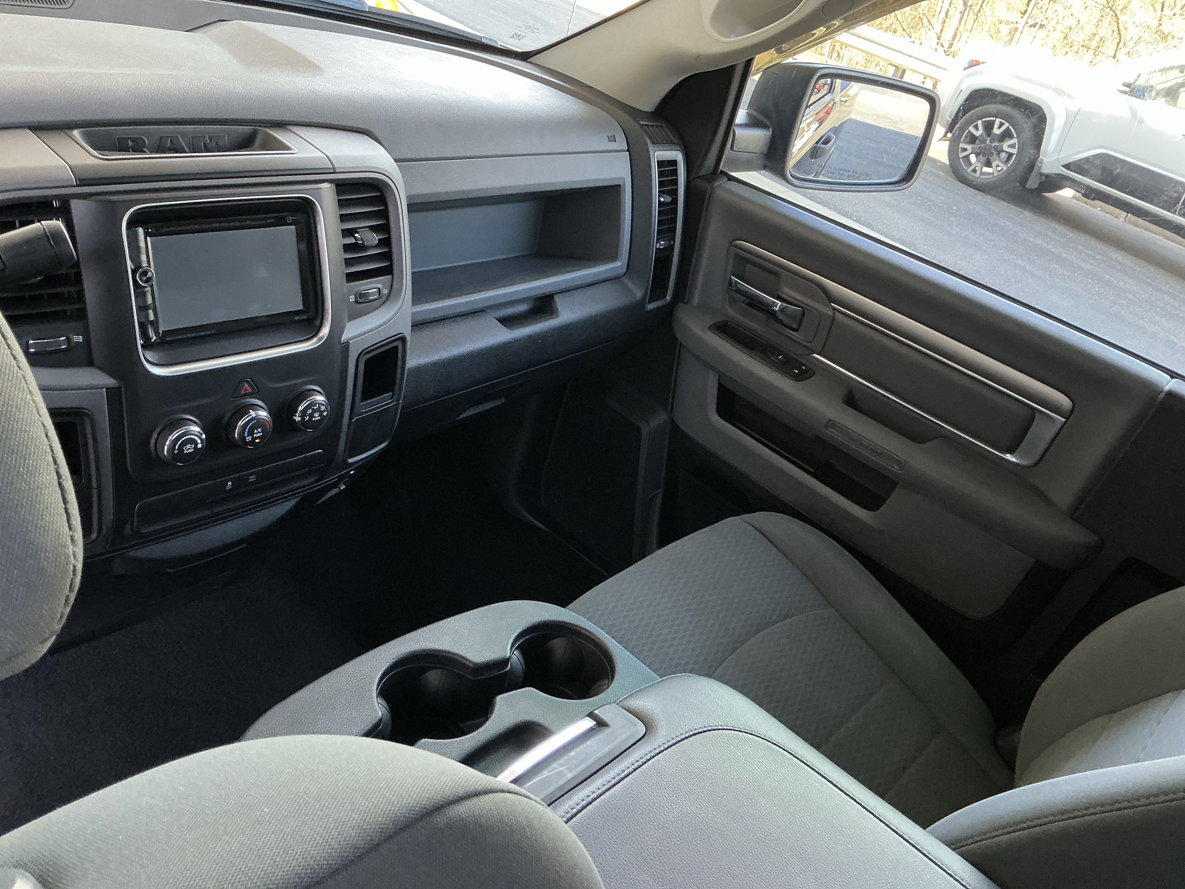 Used 2015 RAM 1500 Tradesman w/ Power & Remote Entry Group image 16