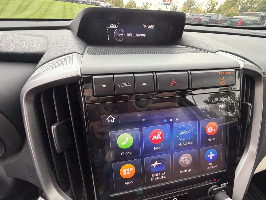 Used 2020 Subaru Ascent Touring AWD/4WD image 19